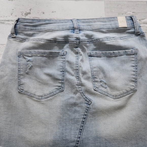 Cp Jeans Denim Skirt Crochet Light Wash Lace Size 9 Short Mini Distressed EUC - Picture 9 of 11